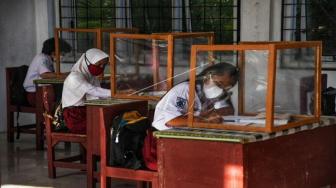 Students Failed Grade After Their Parents Feud with the Principal