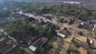 43 Dead, 104 Injured in Semeru Eruption as Evacuation Continues