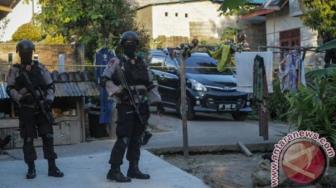 Four JI's Fundraisers Detained in Batam