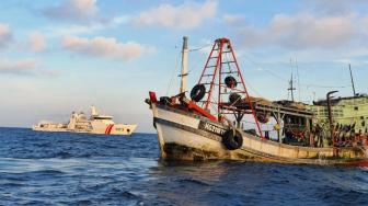 Vietnamese Vessel Caught for Illegal Fishing in Natuna