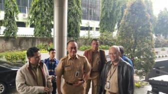 Official Warns Public to Destroy Unused Official Documents
