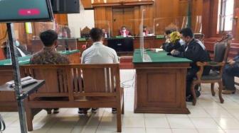 Journalist's Attackers Sentenced to 10 Months in Prison