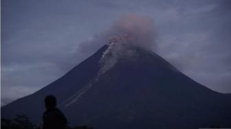 Indonesia Has 127 Active Volcanoes, 69 Under Monitoring