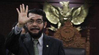 Chief Justice Asked to Resign After Plan to Marry President's Sister