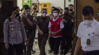 Child Rapist Herry Wirawan Sentenced to Death by Bandung High Court