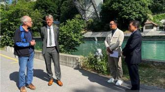 President Jokowi Monitors Kamil's Son Search Operation in Switzerland Daily