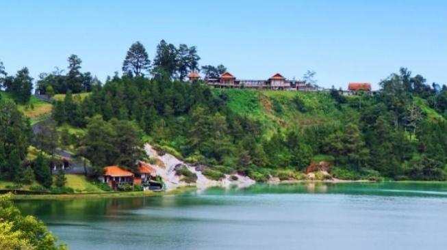 Linow Lake Manado [Instagram/@danaulinowresort]