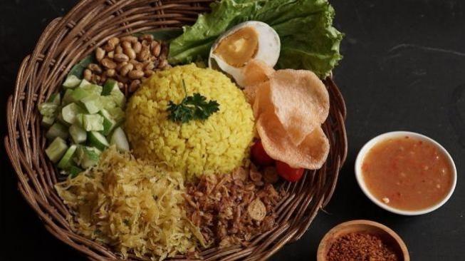Manadoian nasi kuning or yellow rice [Envato Elements]