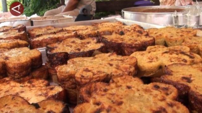 Wadai bingka, a renowned traditional cake from Palangka Raya, Central Kalimantan [Antara]