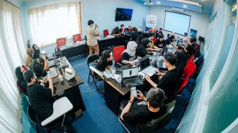 Empowering Local Media, 1st "AI for Journalists" Workshop Held in Bandung