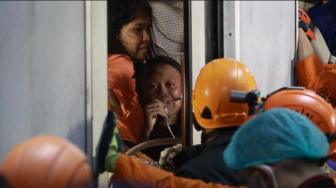 Still Alive: Survivors 10-Hour Ordeal in Bekasi Train Collision