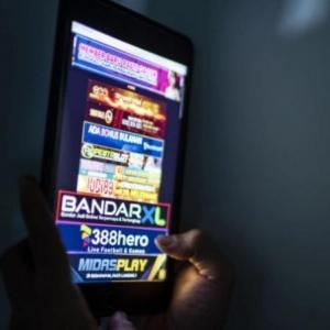 Nearly 200,000 Indonesian Children Exposed to Online Gambling