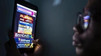 Nearly 200,000 Indonesian Children Exposed to Online Gambling