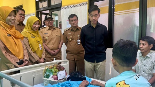 Gibran Apologizes to MBG Poisoning Victims in Batang, Says Medical Costs Will Be Covered. (Dok. Istimewa)